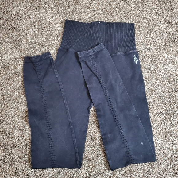 Free‎ People Formament for High-Waisted Leggings – XS/S – Distressed - Picture 6 of 9